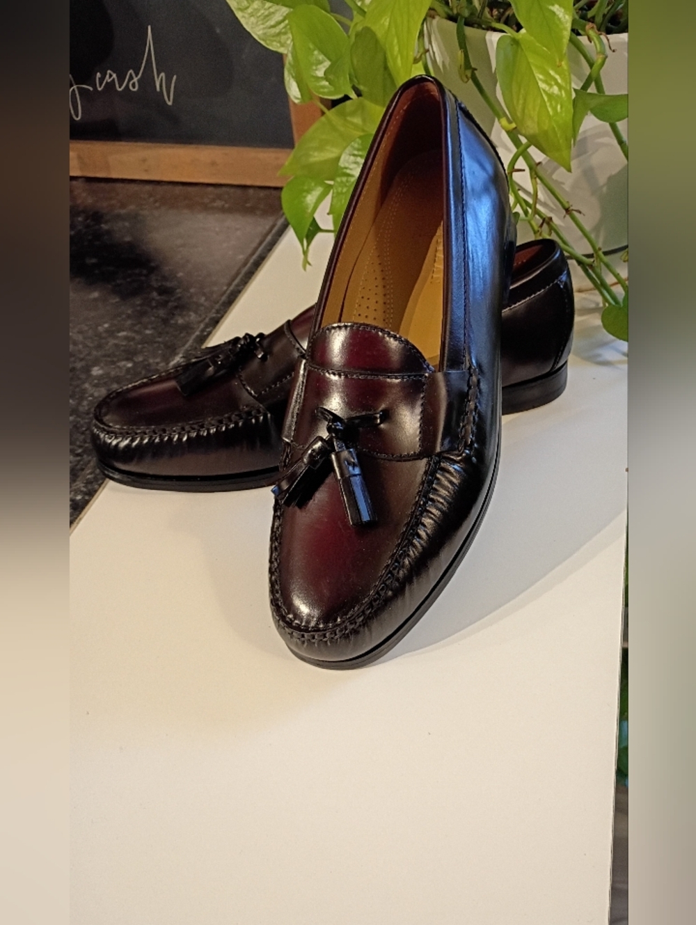 Men's Tassel Loafers in Dark Burgundy Leather